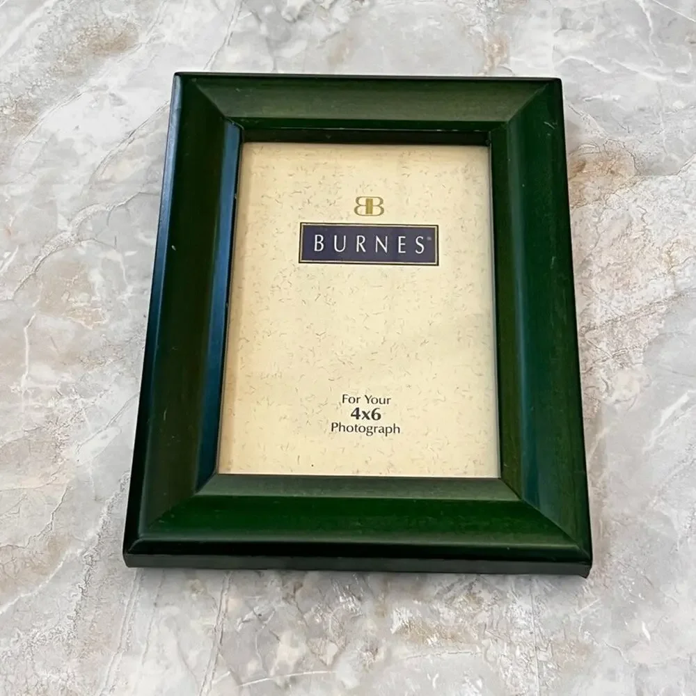 Burnes of Boston Green Wood Picture Frame 4x6 in Rectangle Matte Free Standing